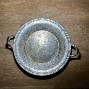 Antique WB Weidlich Bros Silverplate 3504 Floral Tapestry 10" Serving‎ Tray